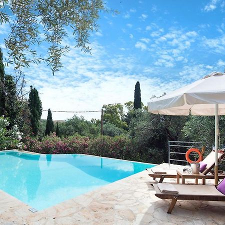Villa Lofos Kassiopi Buitenkant foto