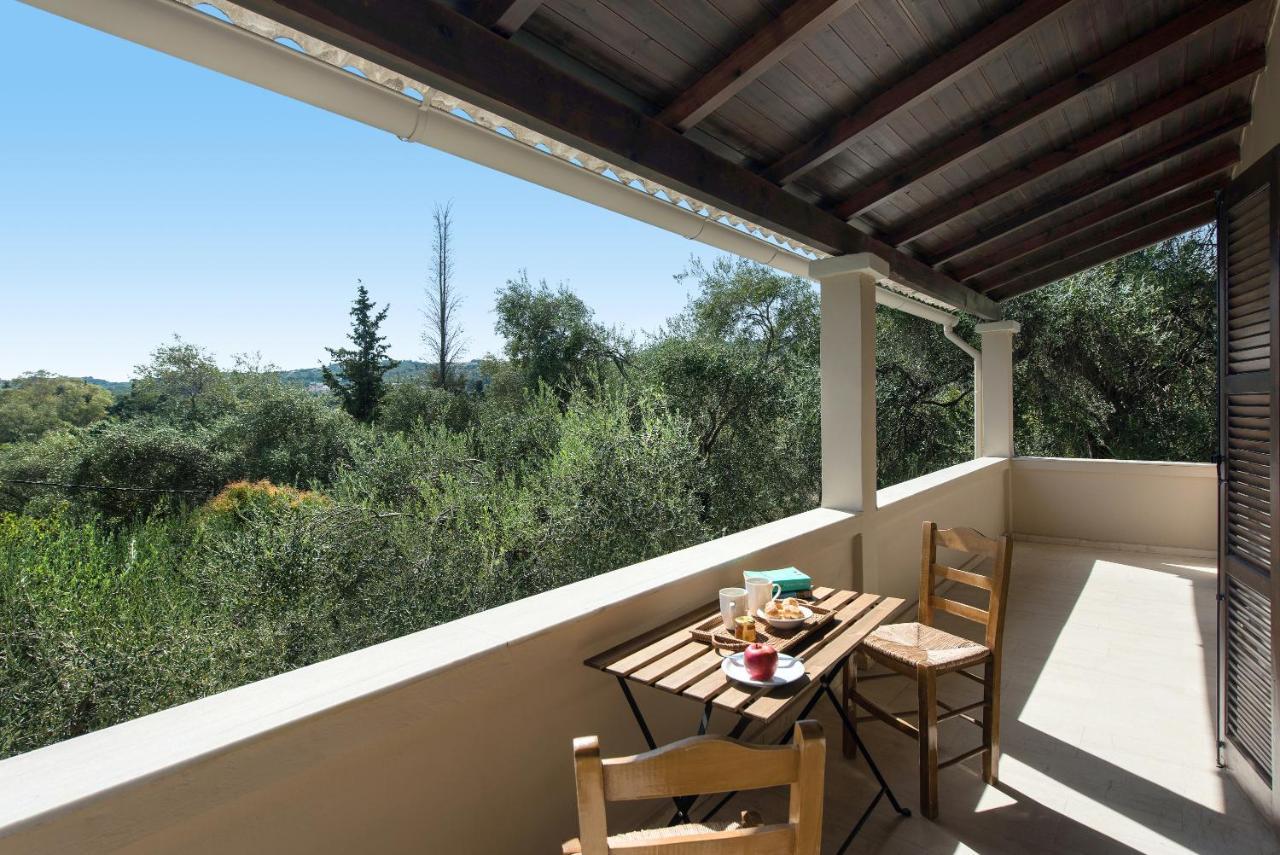 Villa Lofos Kassiopi Buitenkant foto