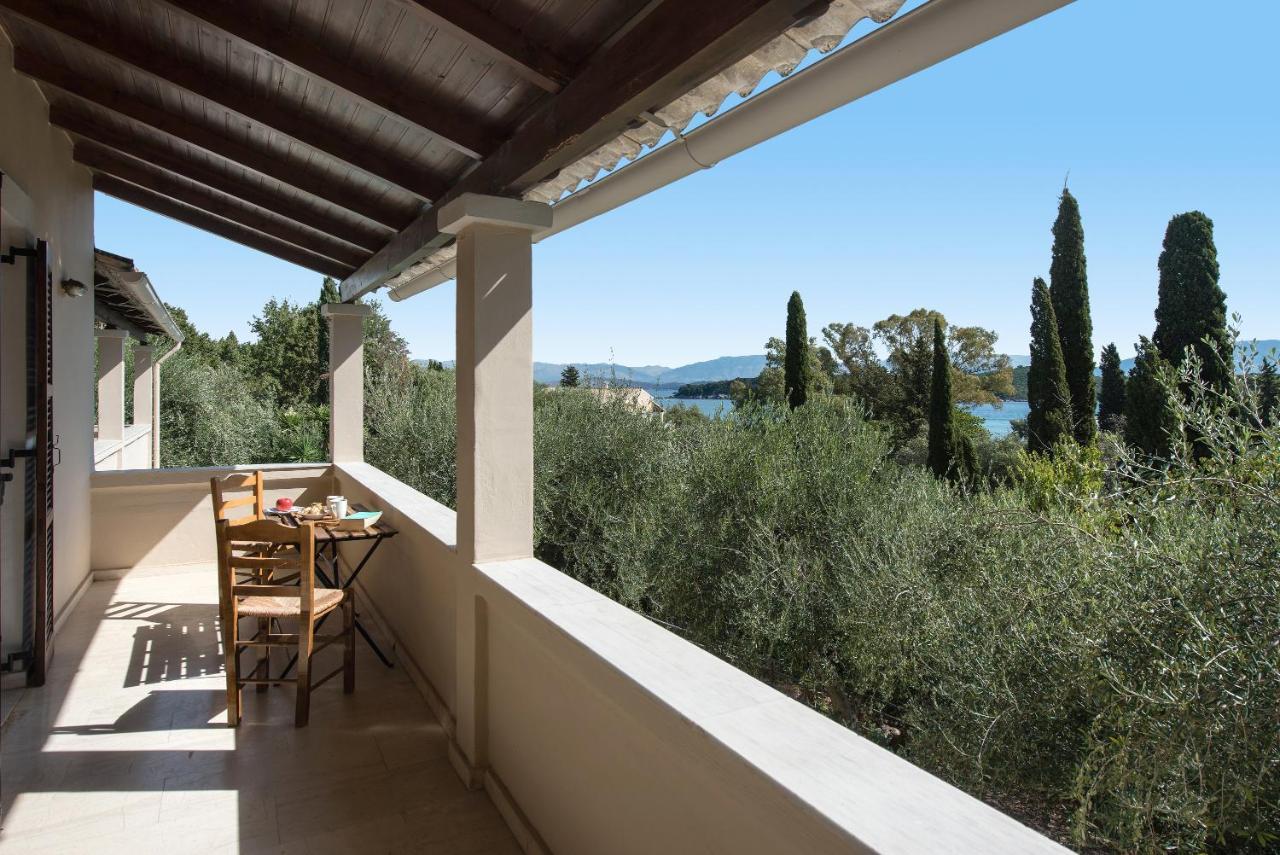 Villa Lofos Kassiopi Buitenkant foto