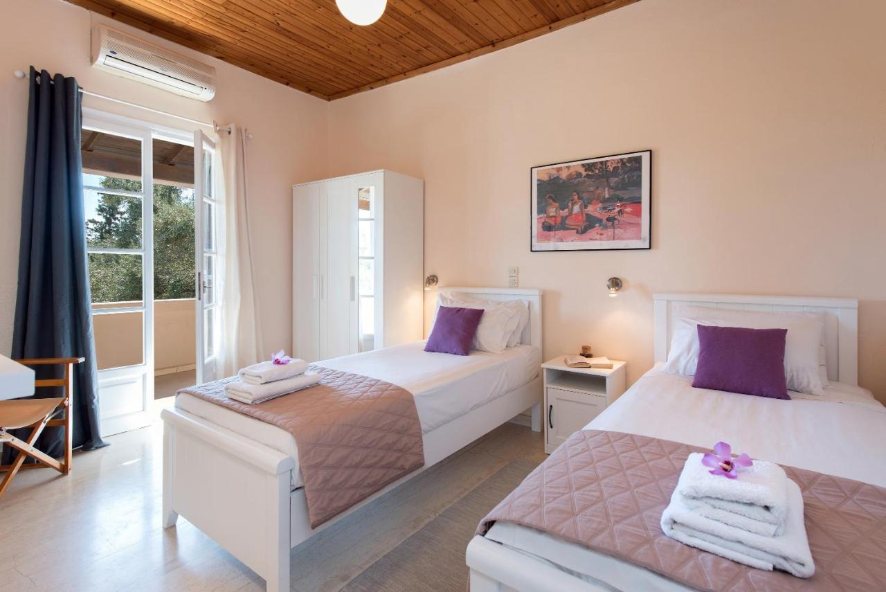 Villa Lofos Kassiopi Buitenkant foto