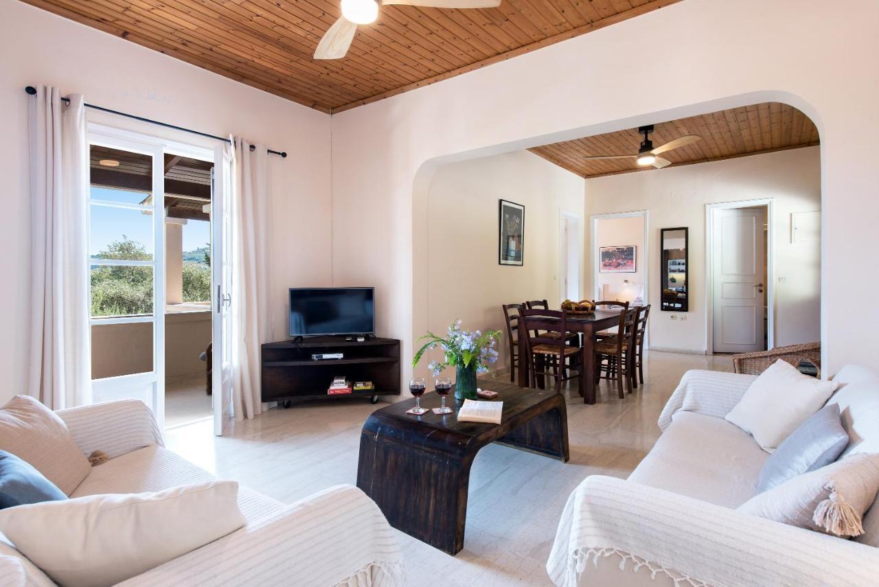 Villa Lofos Kassiopi Buitenkant foto