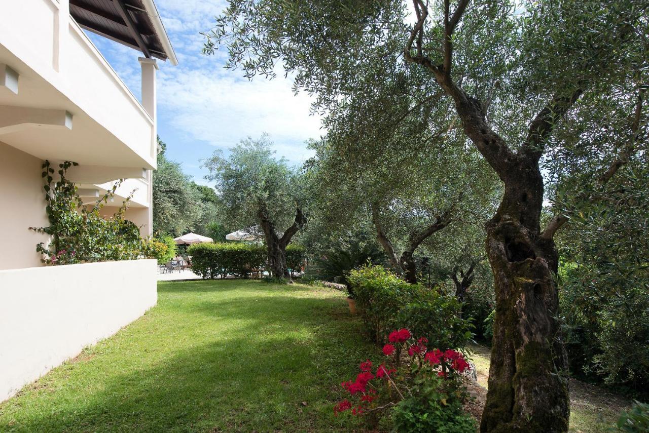 Villa Lofos Kassiopi Buitenkant foto