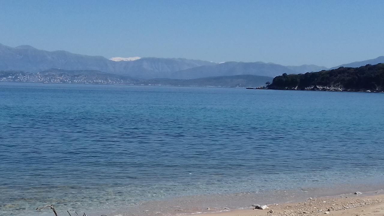 Villa Lofos Kassiopi Buitenkant foto
