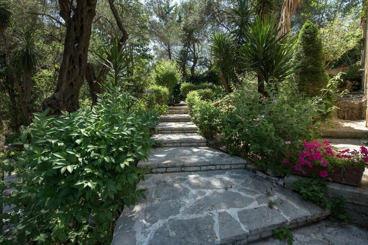 Villa Lofos Kassiopi Buitenkant foto
